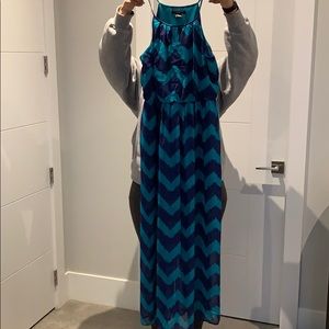 Super cute vibrant dress